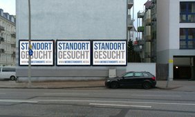 Hauswand für Werbung vermieten
